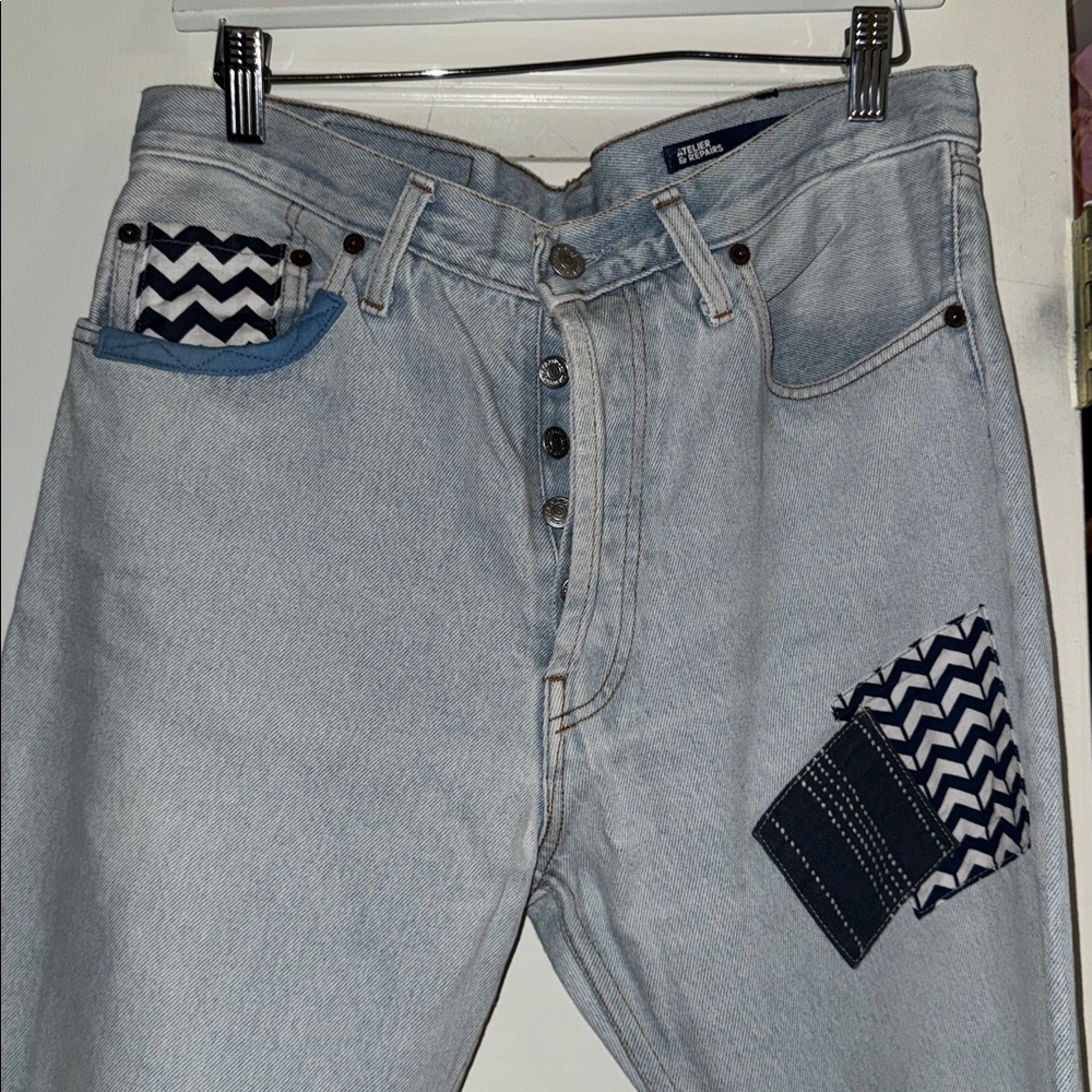 ATELIER AND REPAIRS Brand.Levi's Light Blue Straight Leg Jeans